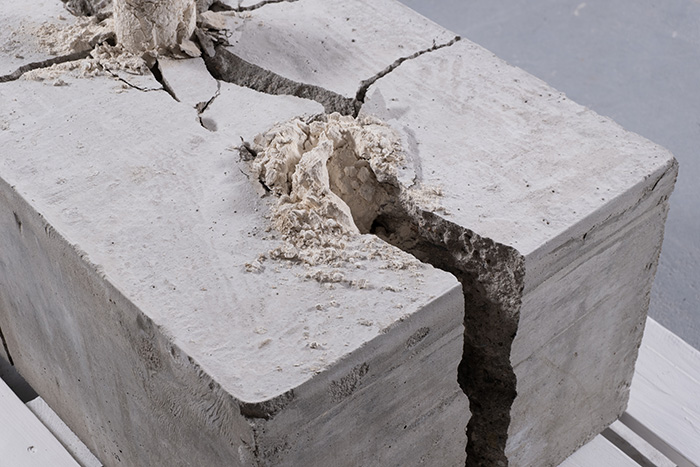 cevamit - rozbíjení betonu